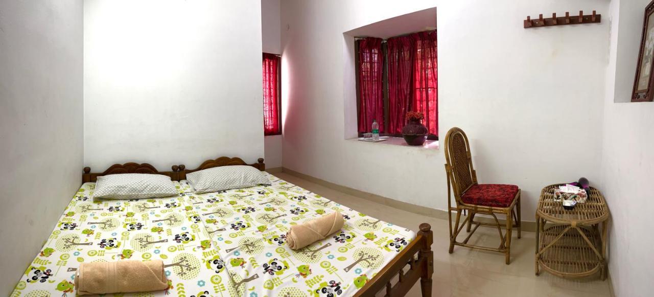 Benheal Homestay Kochi Exteriör bild