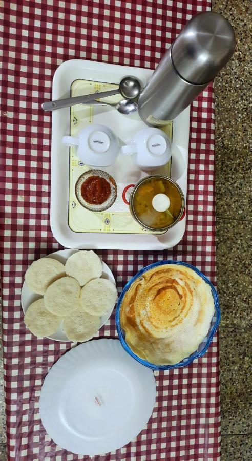 Benheal Homestay Kochi Exteriör bild