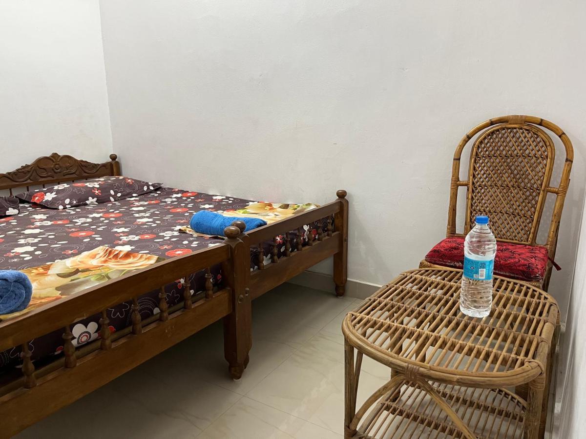Benheal Homestay Kochi Exteriör bild